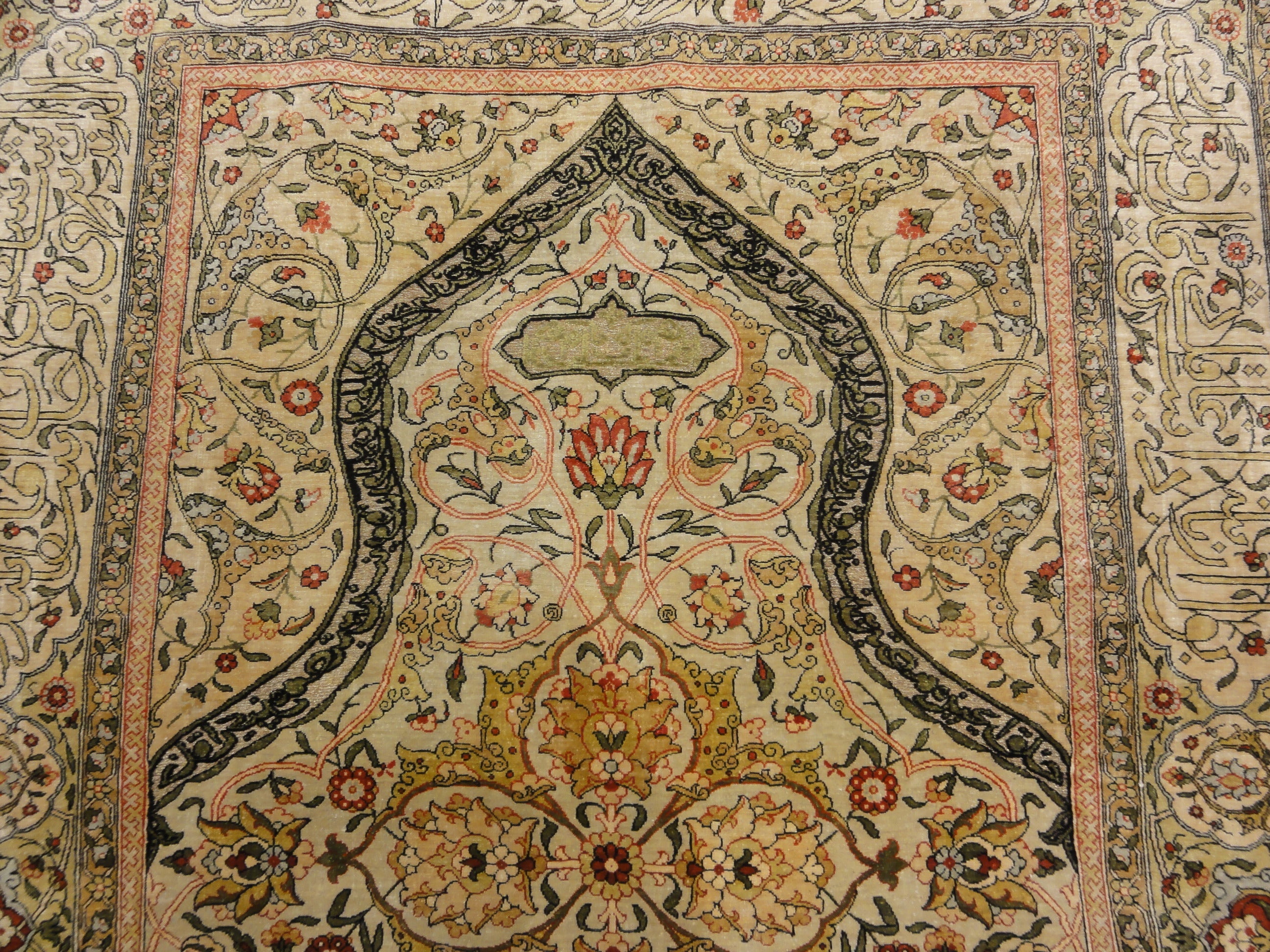 30060 Antique Silk Hereke Turkish with Gold Thread