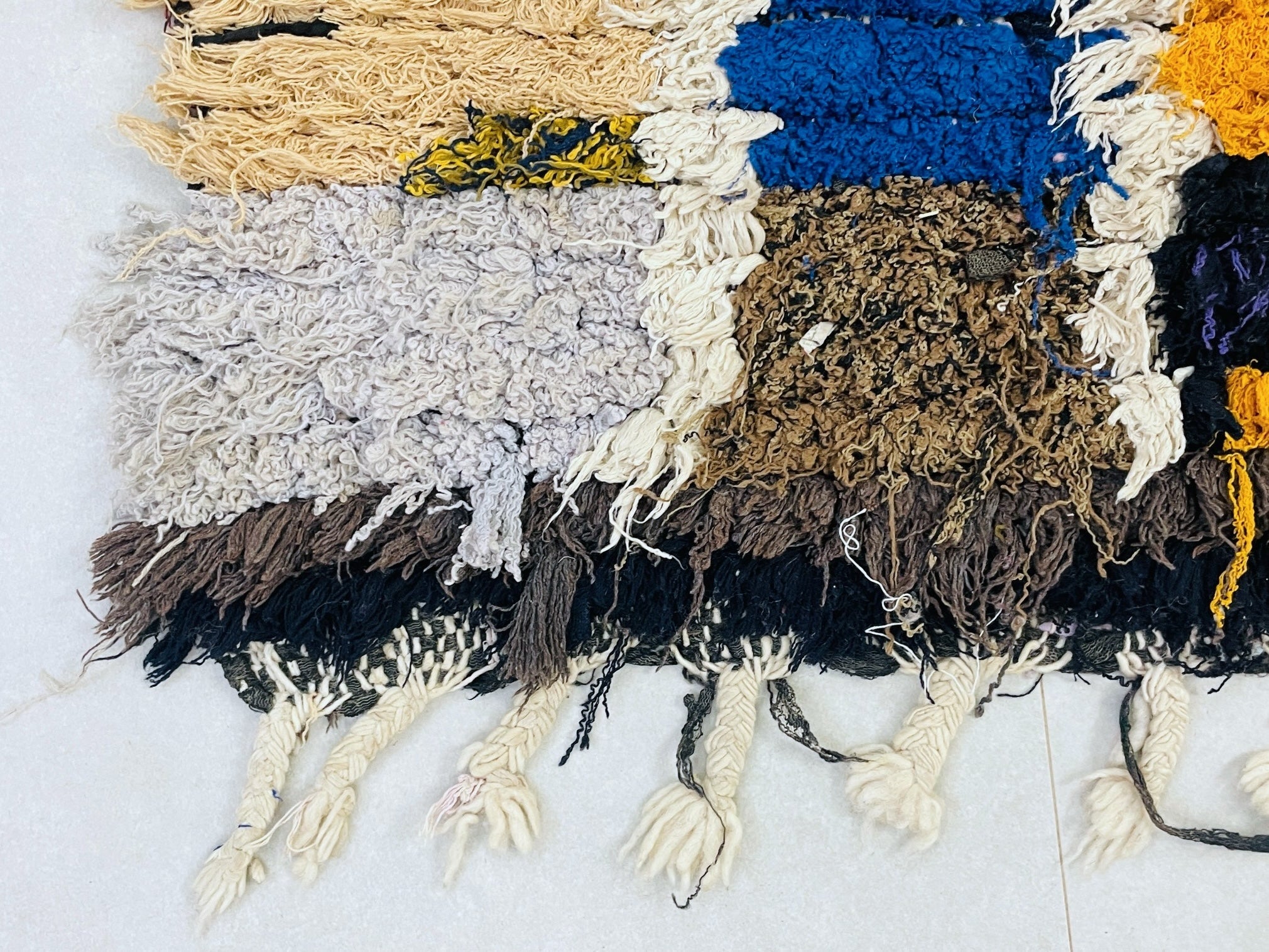 Moroccan Boucherouite Rug 3x9 ft - TB25