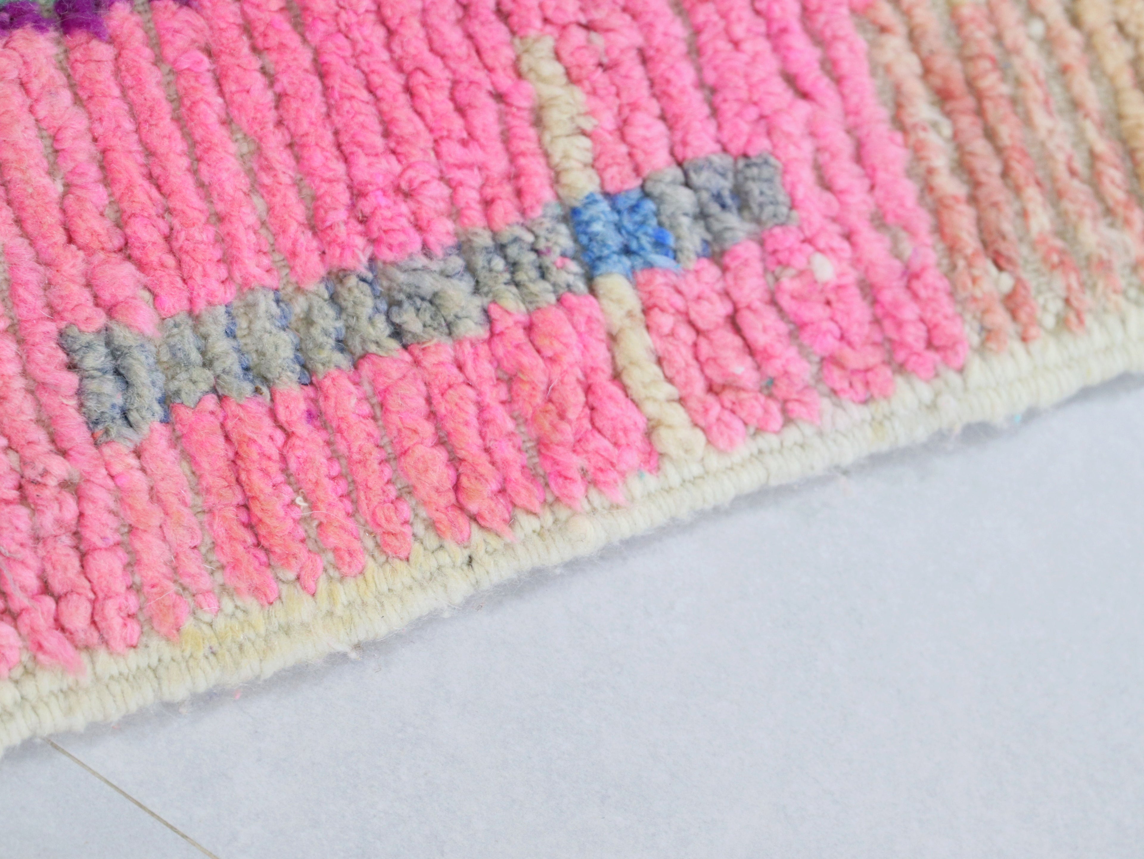 Moroccan Wool Rug 7x9 - B47