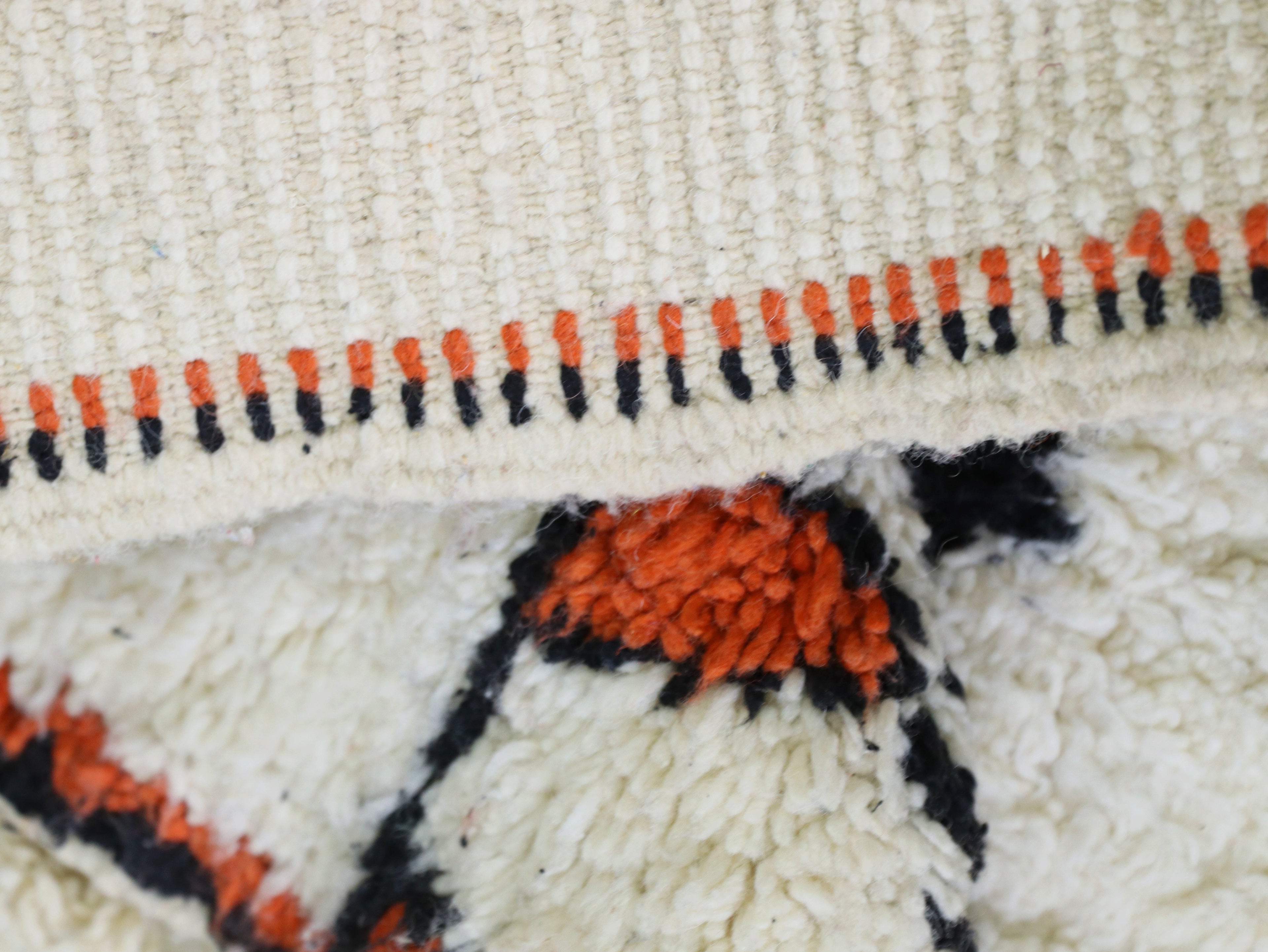 Handmade Moroccan Beni Ourain Rug 6x7 - B32