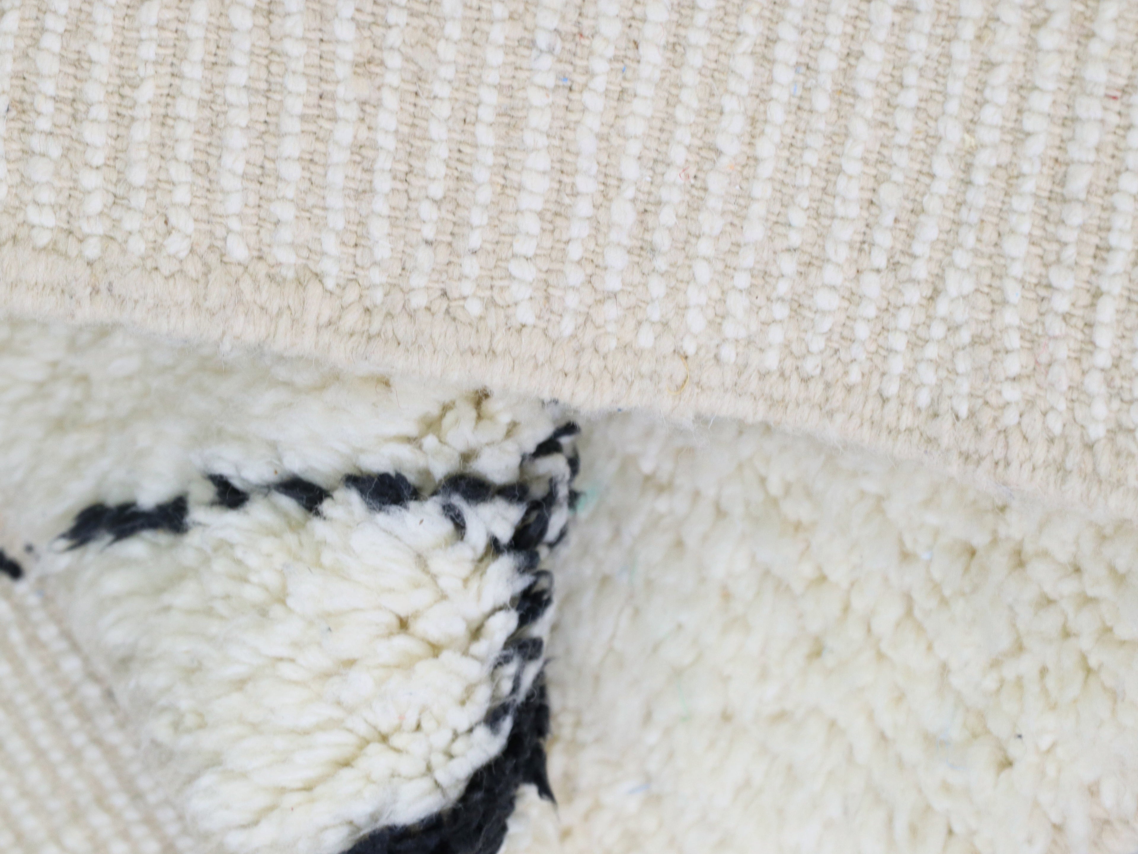 Handmade Moroccan  Rug 5x8 - A66