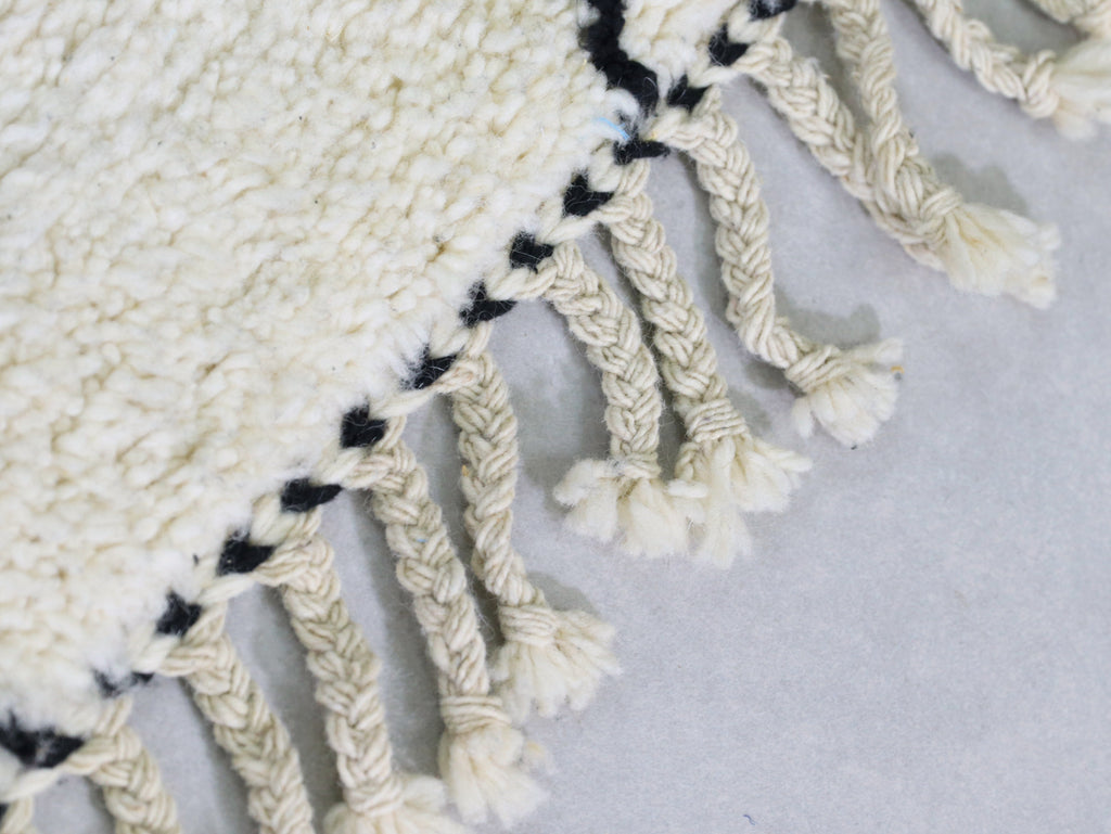 Handmade Moroccan  Rug 5x8 - A65