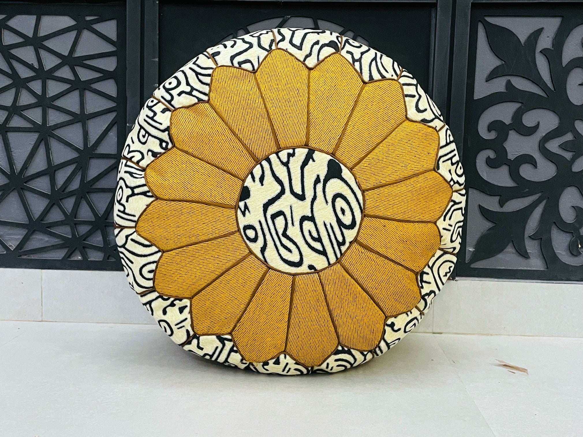 Ottoman pouf