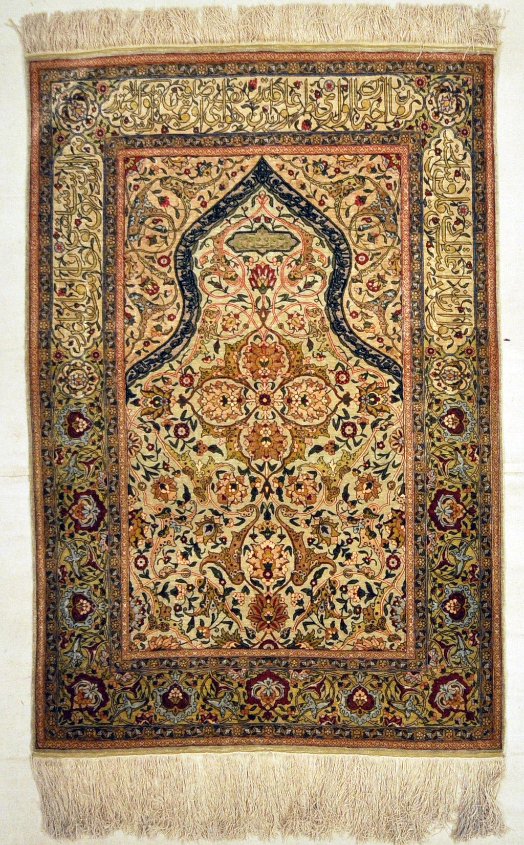 30060 Antique Silk Hereke Turkish with Gold Thread