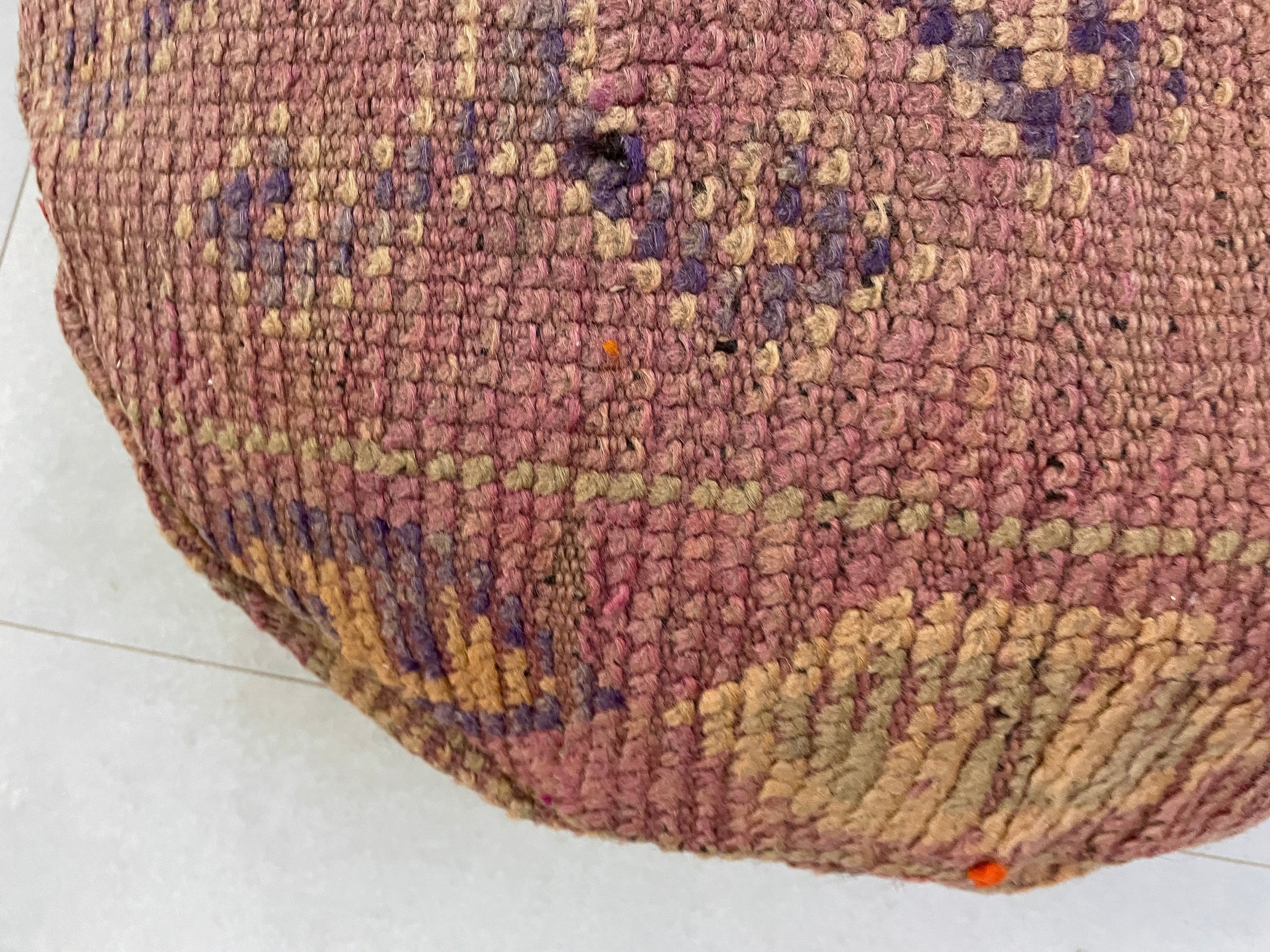 Round moroccan pouf cover - R50