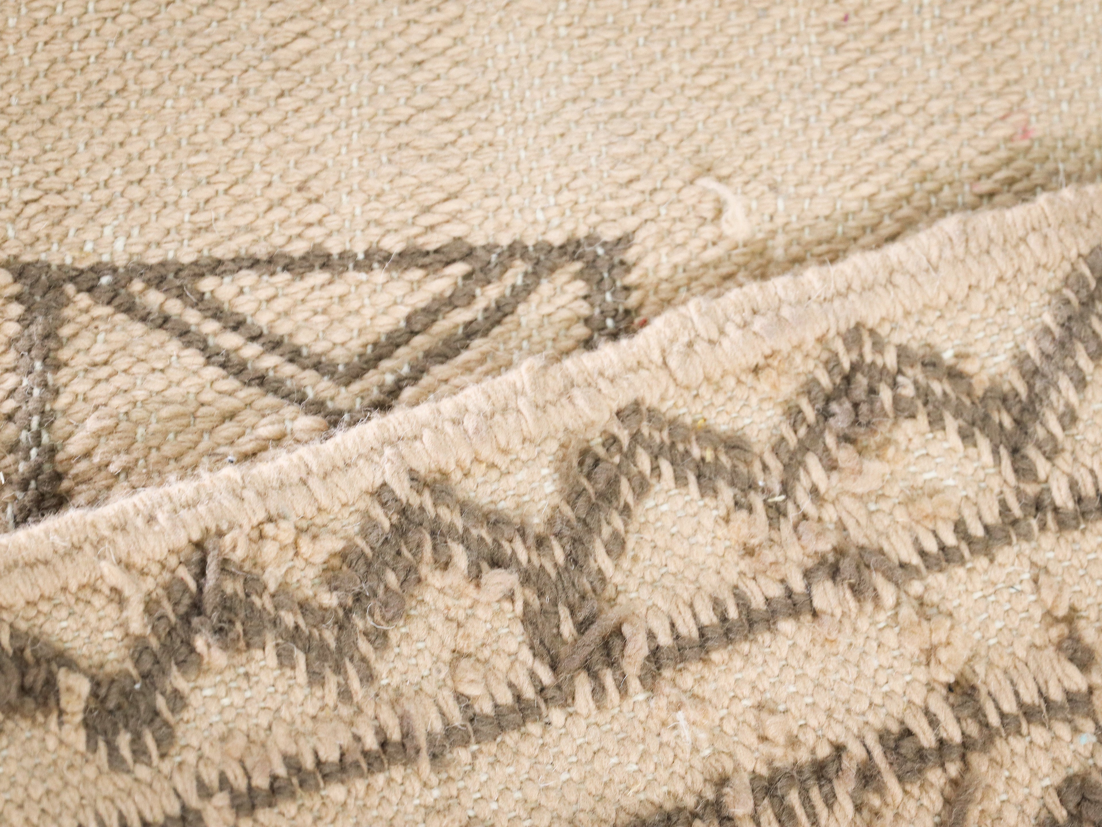 Handmade Moroccan Wool Rug - Beige Minimalist Geometric Pattern - Bohemian Decor 7x10 - J2