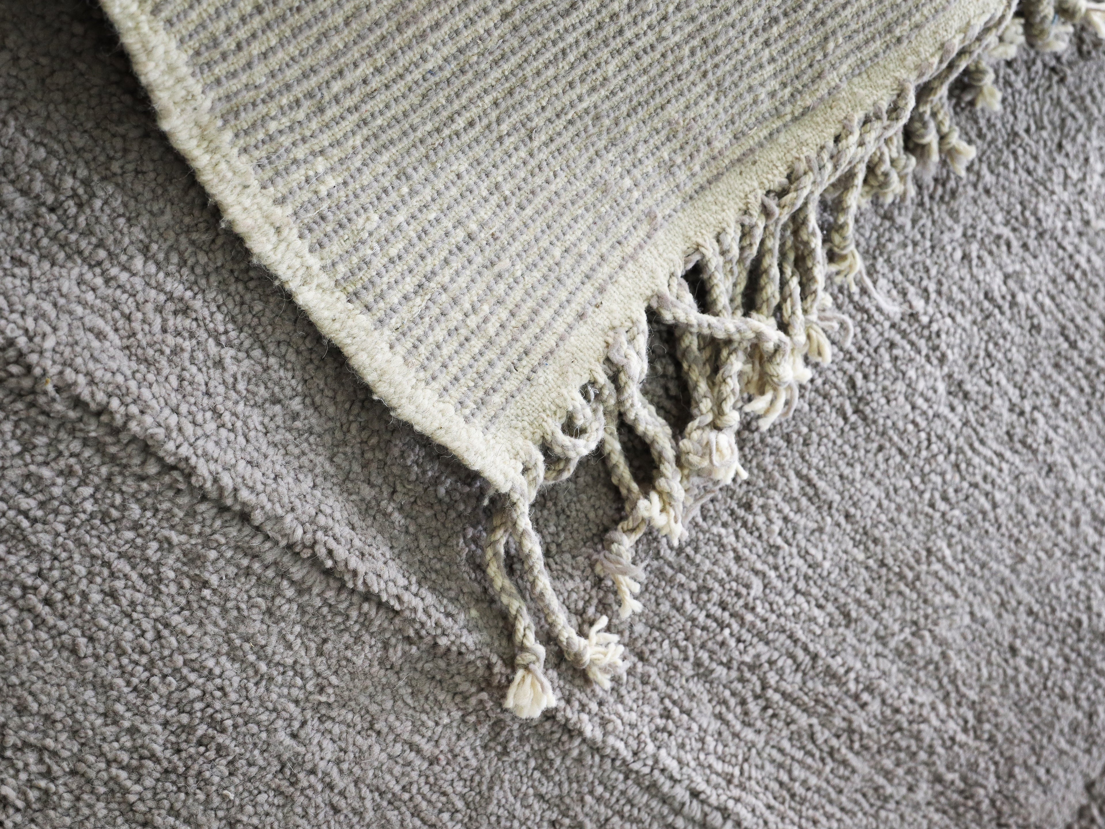 authentic Beni ourain rug 7x10 - H2