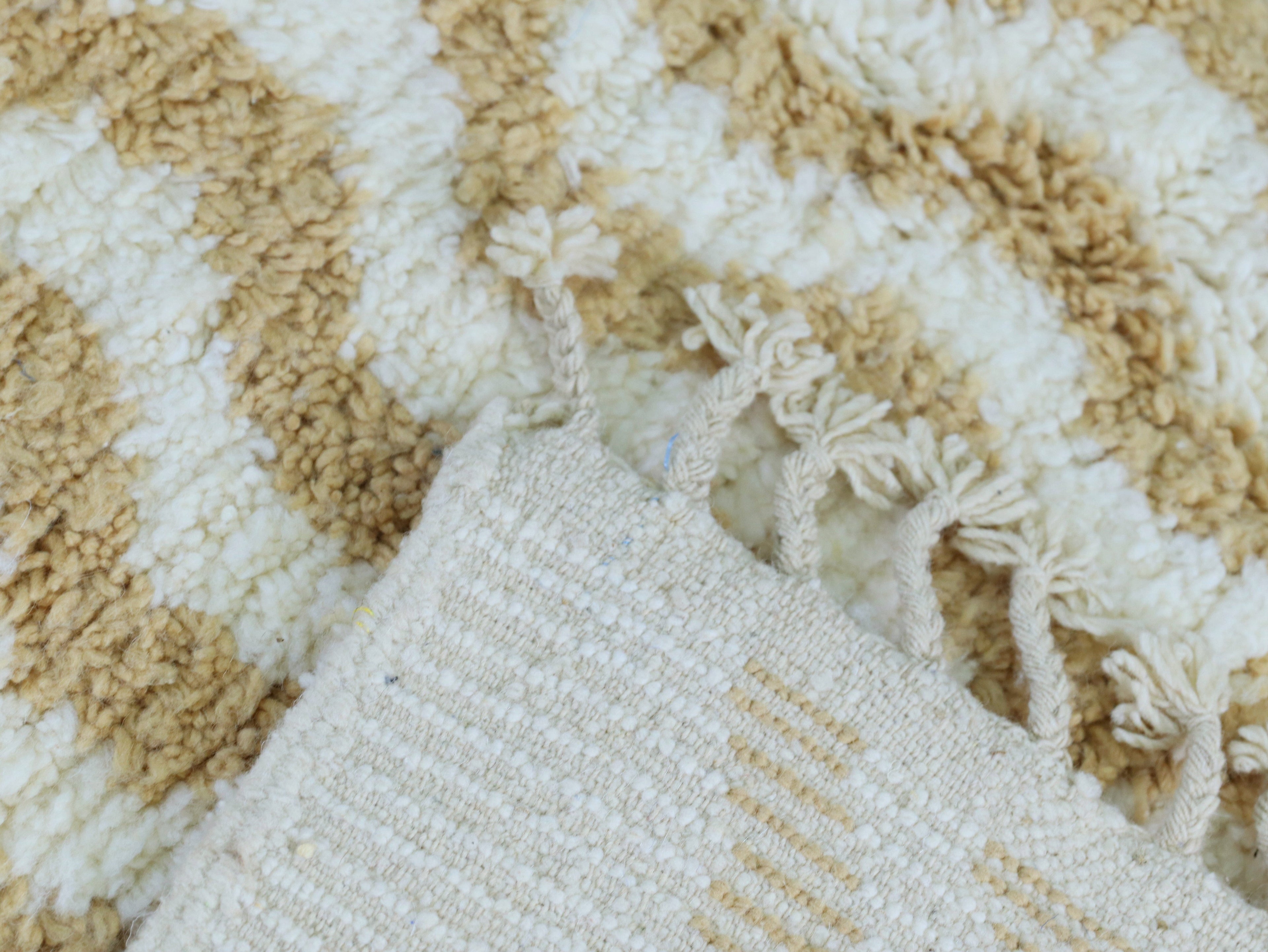 Handmade Moroccan Wool Rug 6x8 - A4